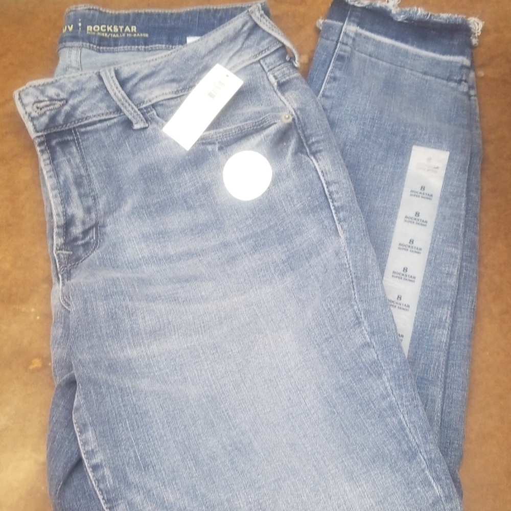 Nwt midrise rockstar